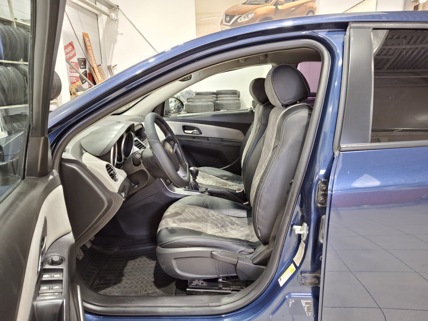 CHEVROLET CRUZE
