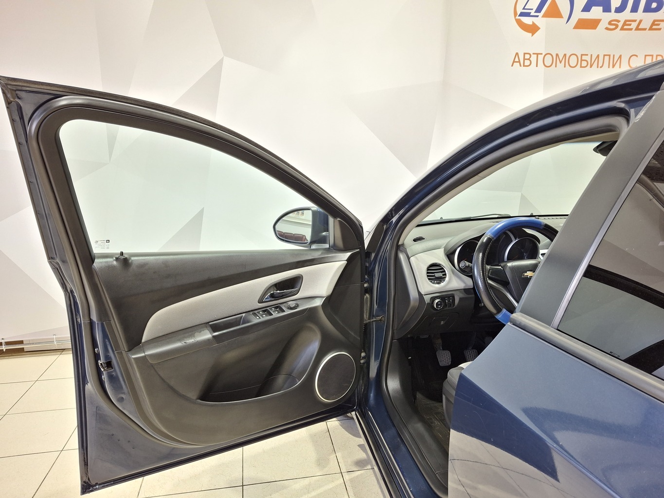 CHEVROLET CRUZE