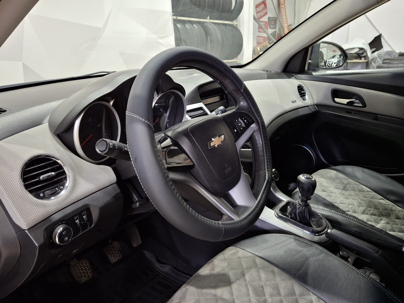 CHEVROLET CRUZE