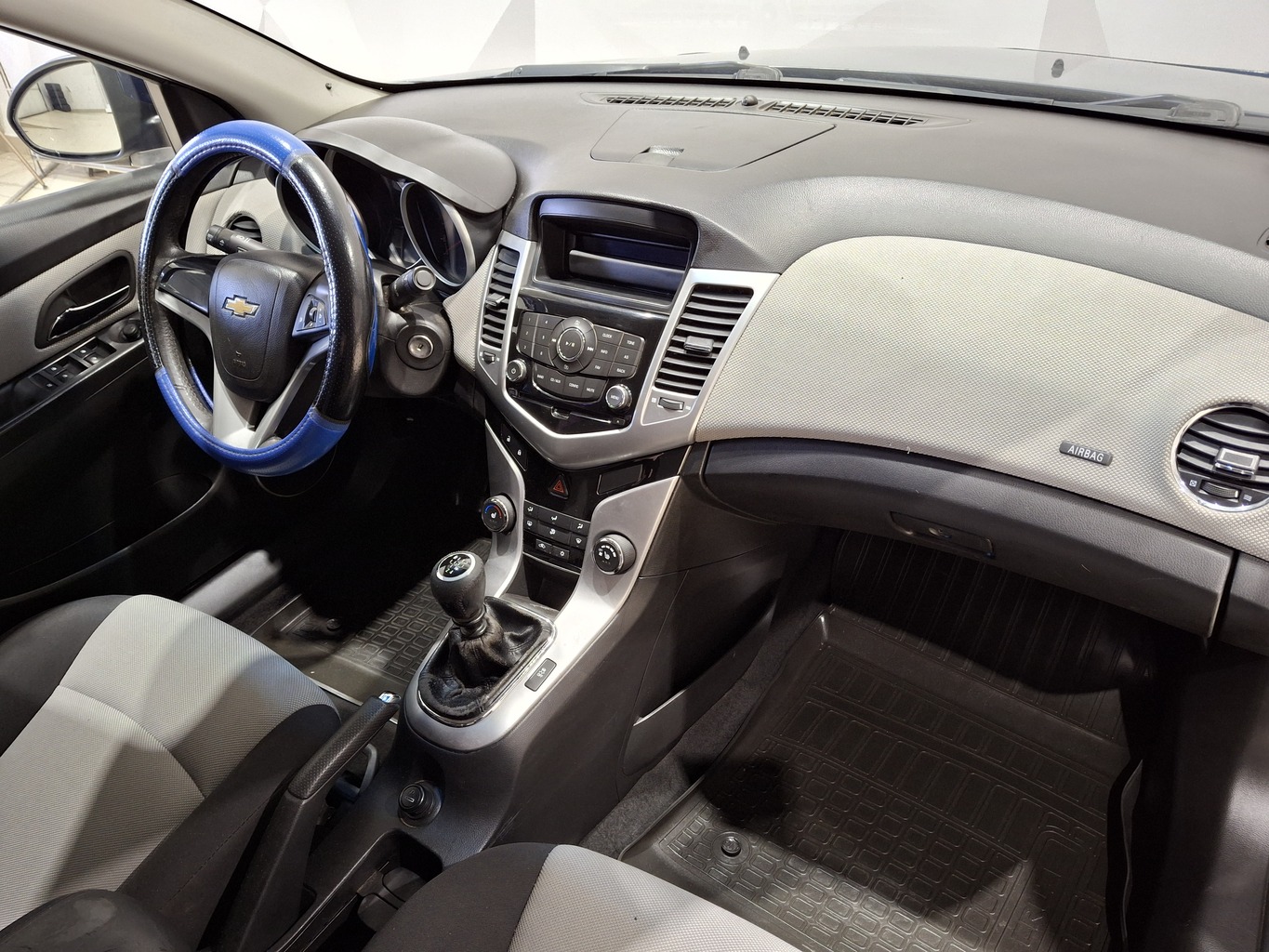 CHEVROLET CRUZE