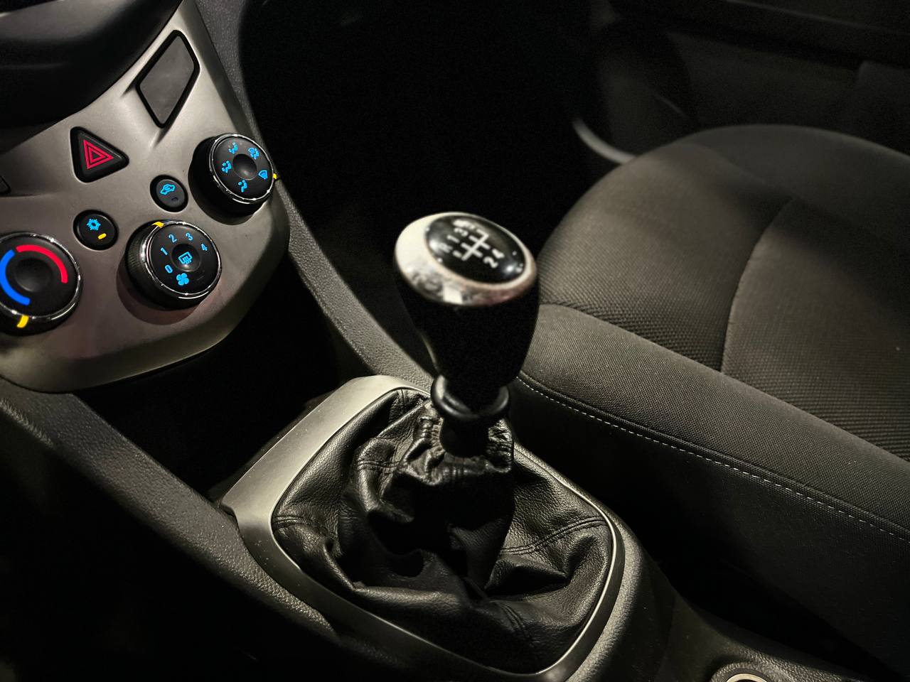 CHEVROLET AVEO