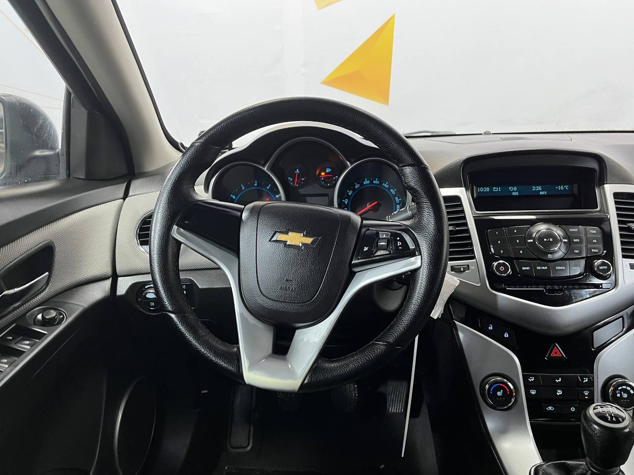 CHEVROLET CRUZE