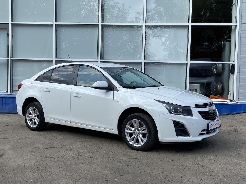 CHEVROLET CRUZE