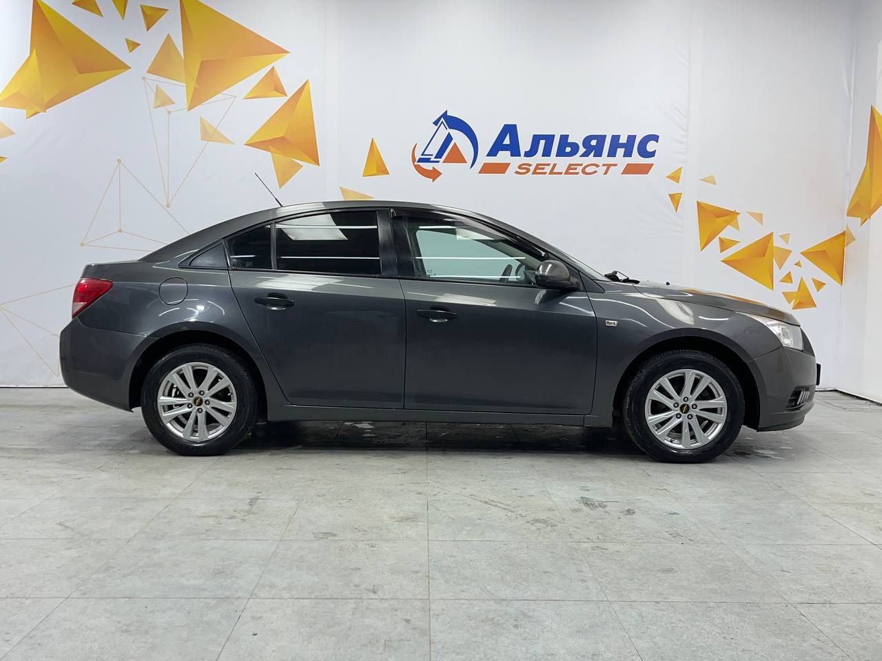 CHEVROLET CRUZE