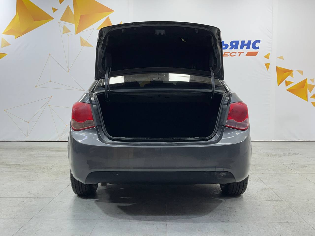 CHEVROLET CRUZE