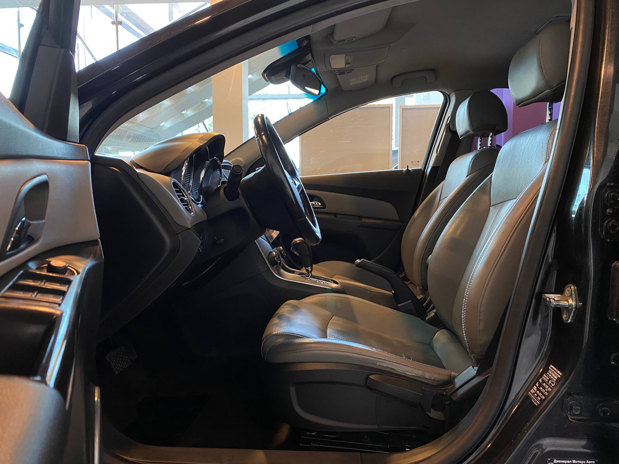 CHEVROLET CRUZE