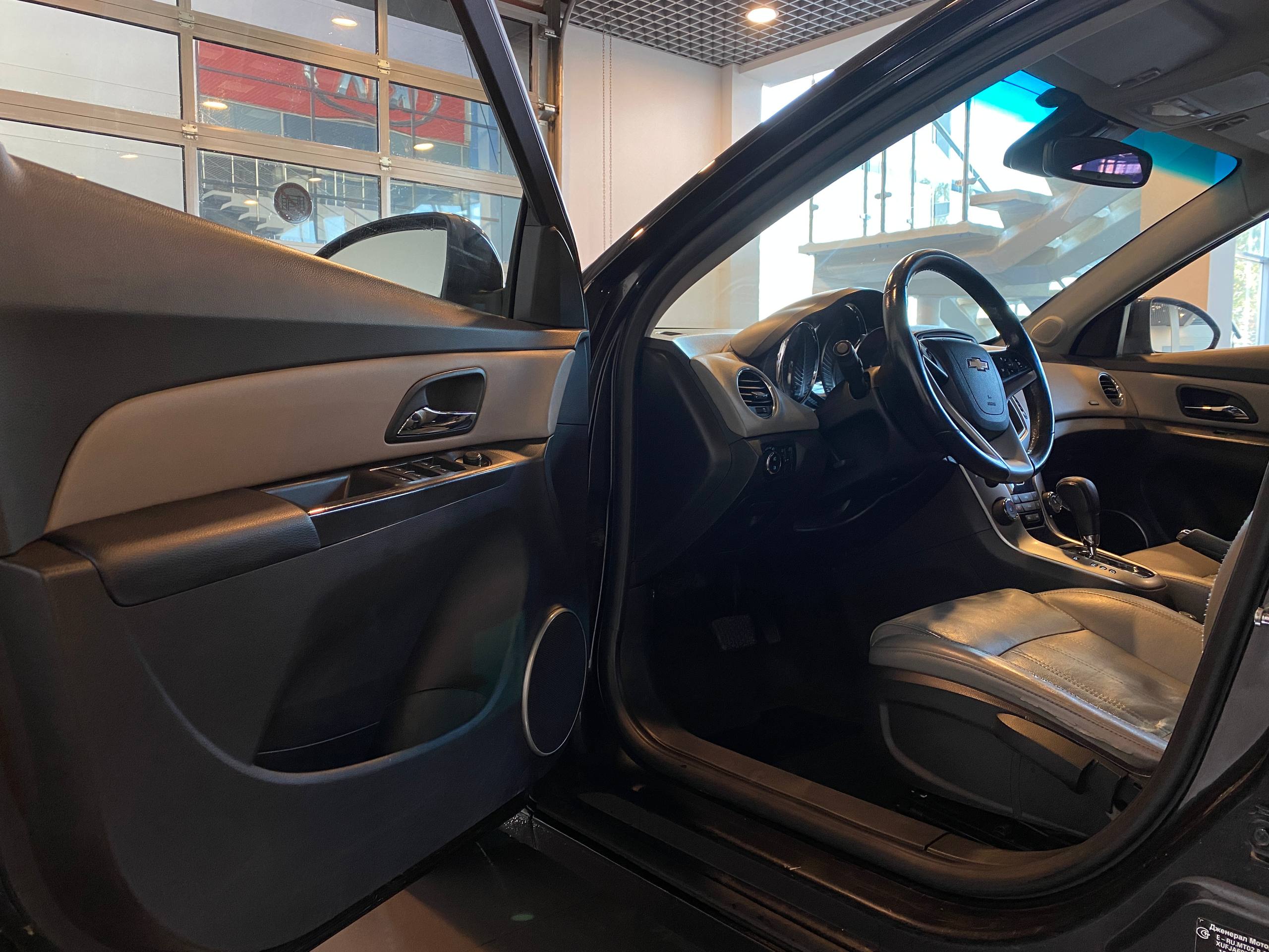 CHEVROLET CRUZE