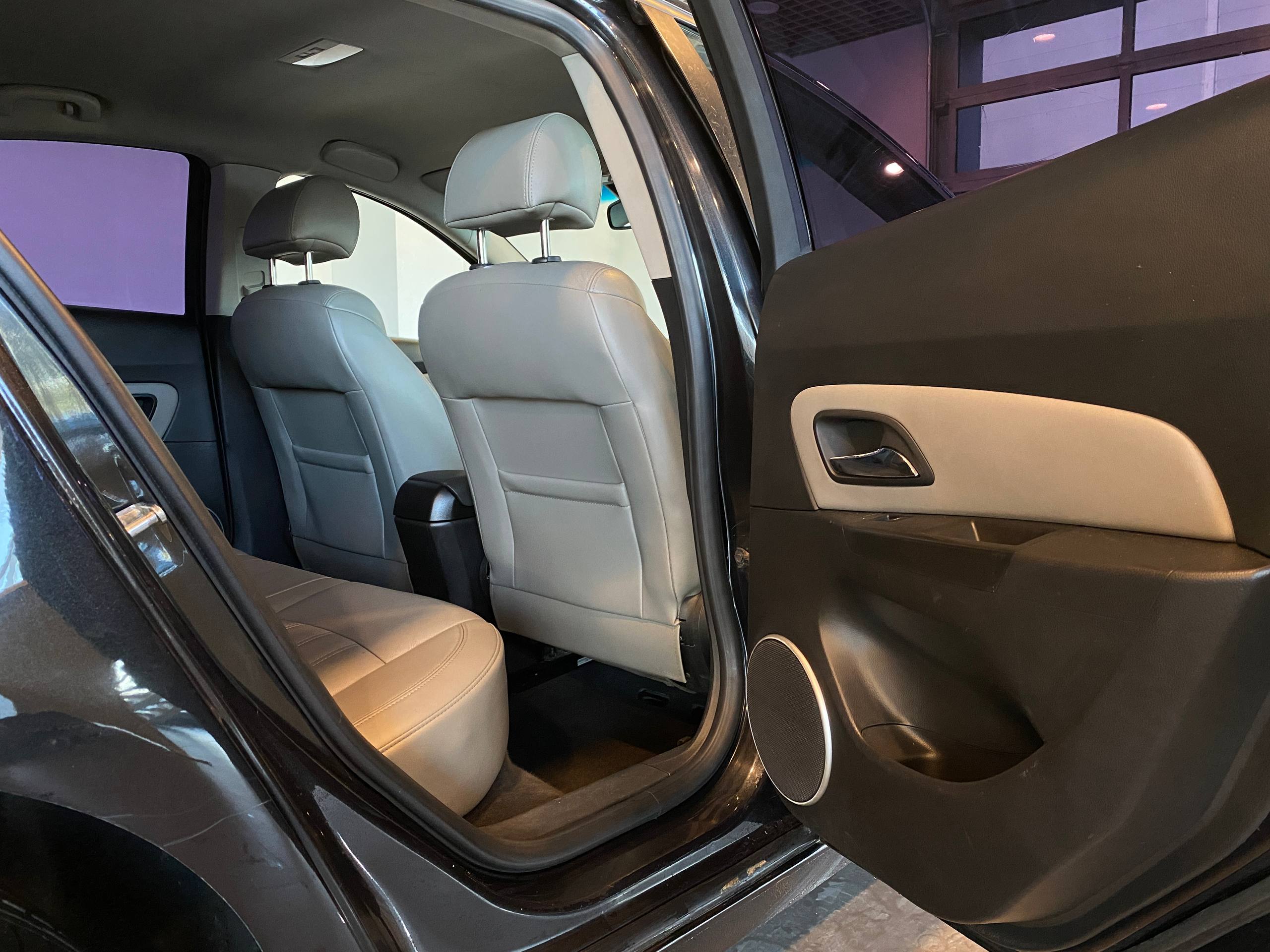 CHEVROLET CRUZE