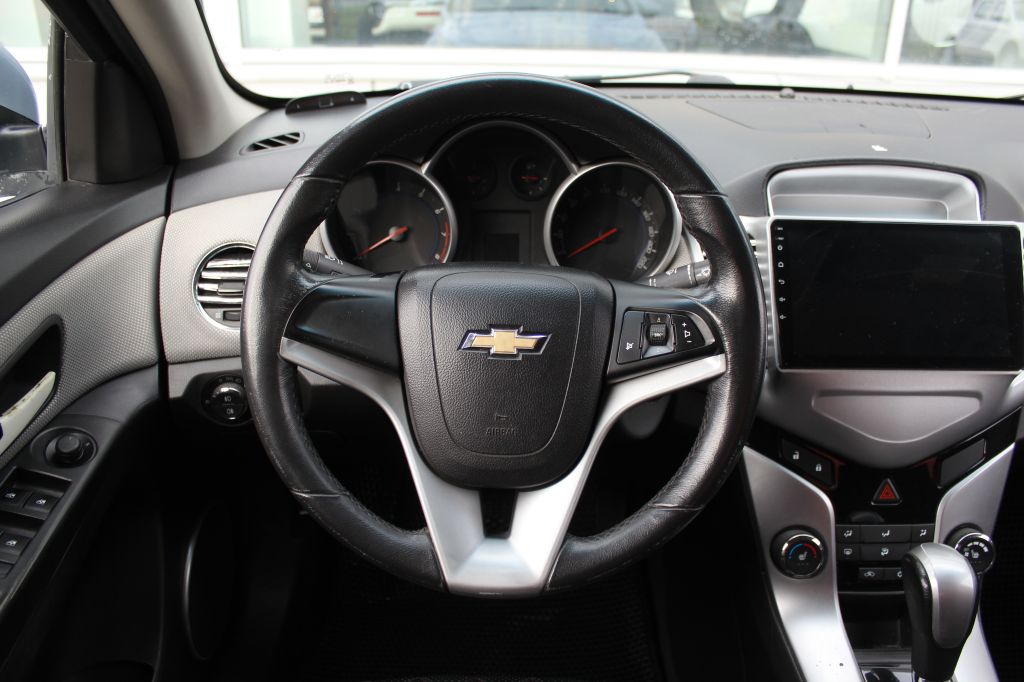 CHEVROLET CRUZE