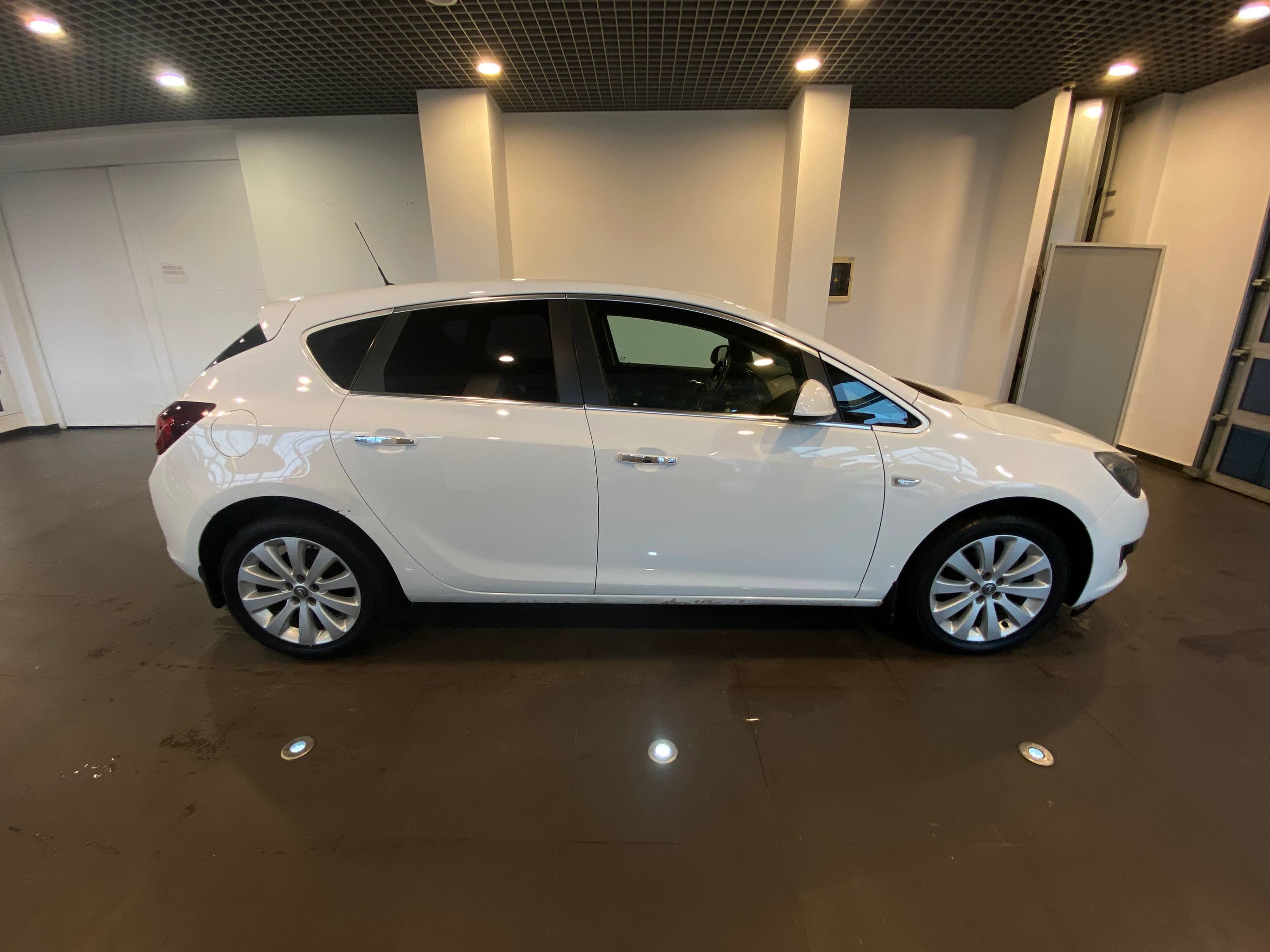 OPEL ASTRA