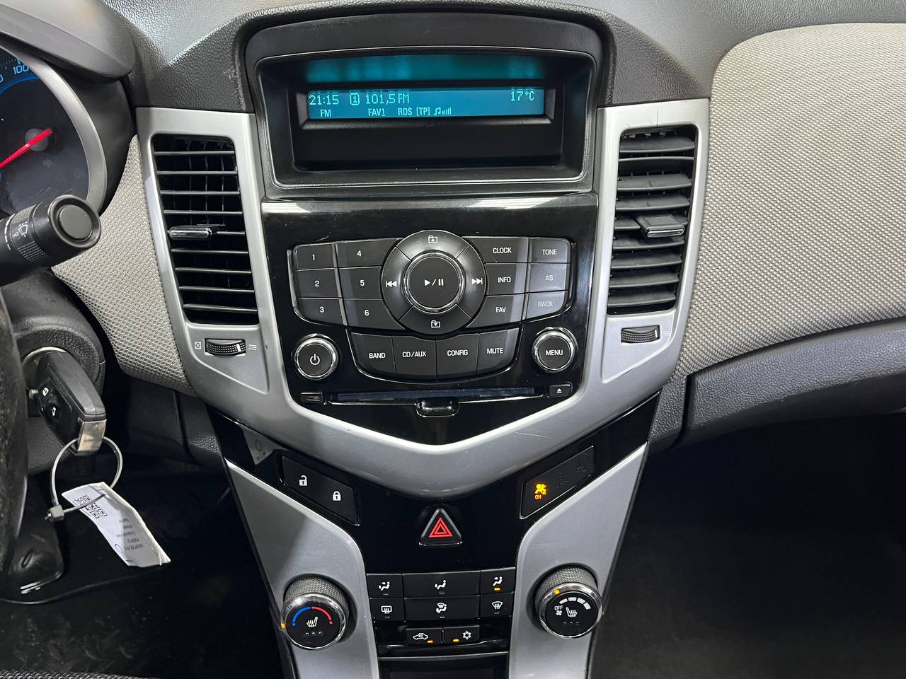 CHEVROLET CRUZE