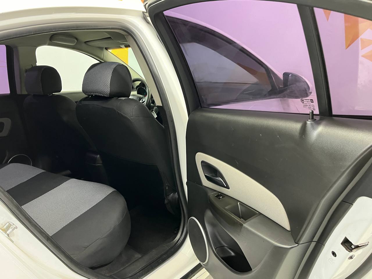 CHEVROLET CRUZE