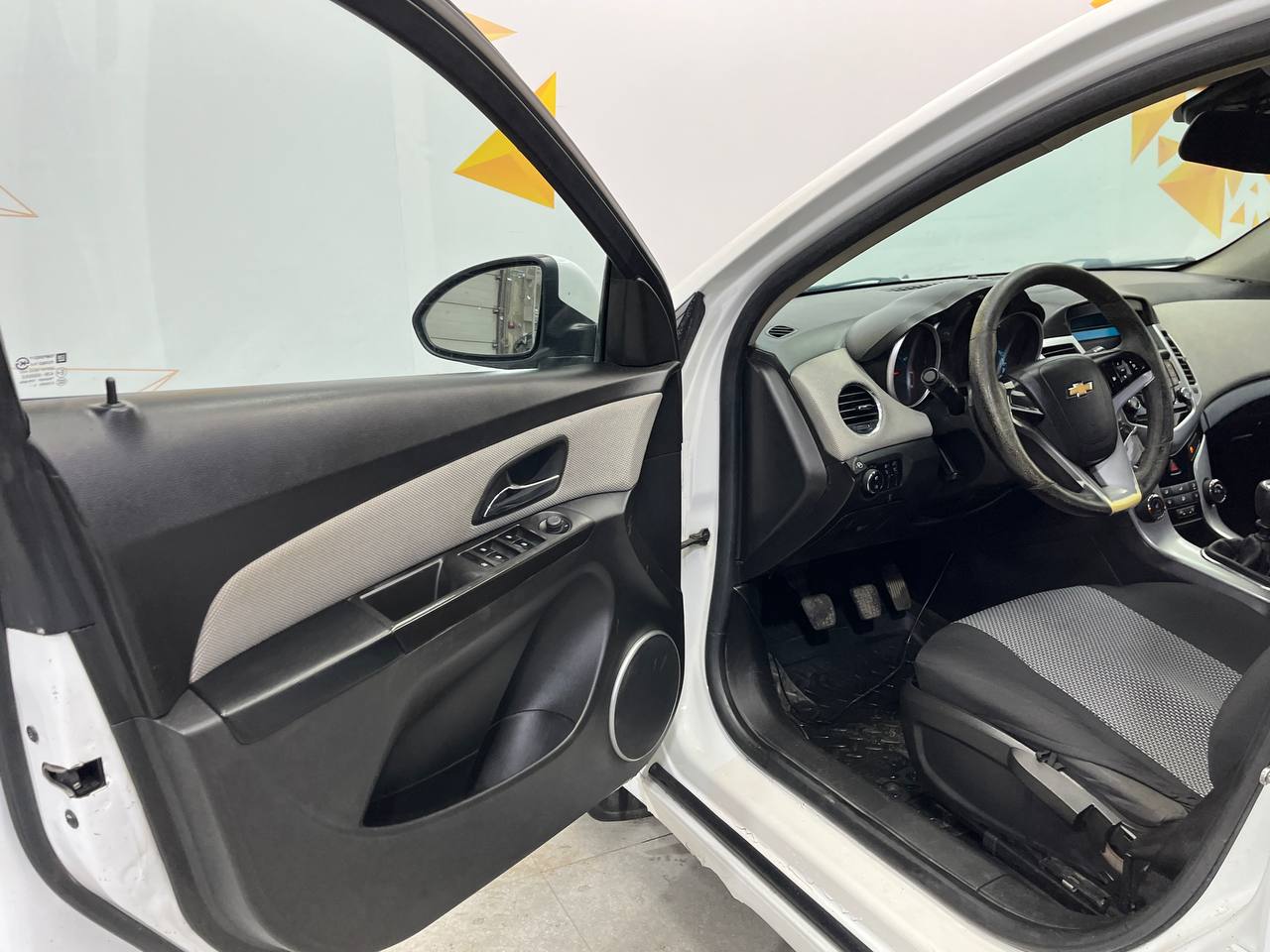 CHEVROLET CRUZE