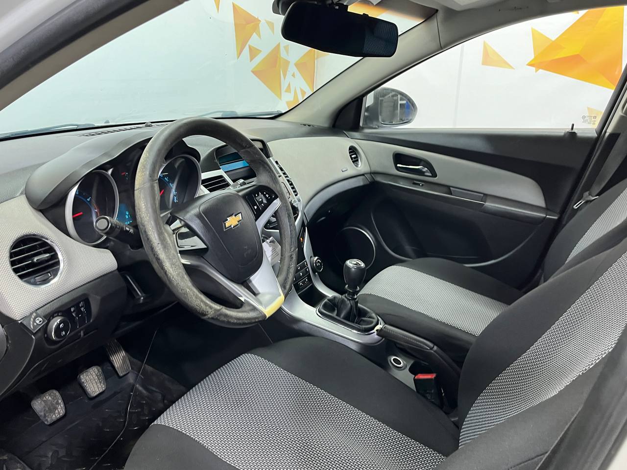 CHEVROLET CRUZE