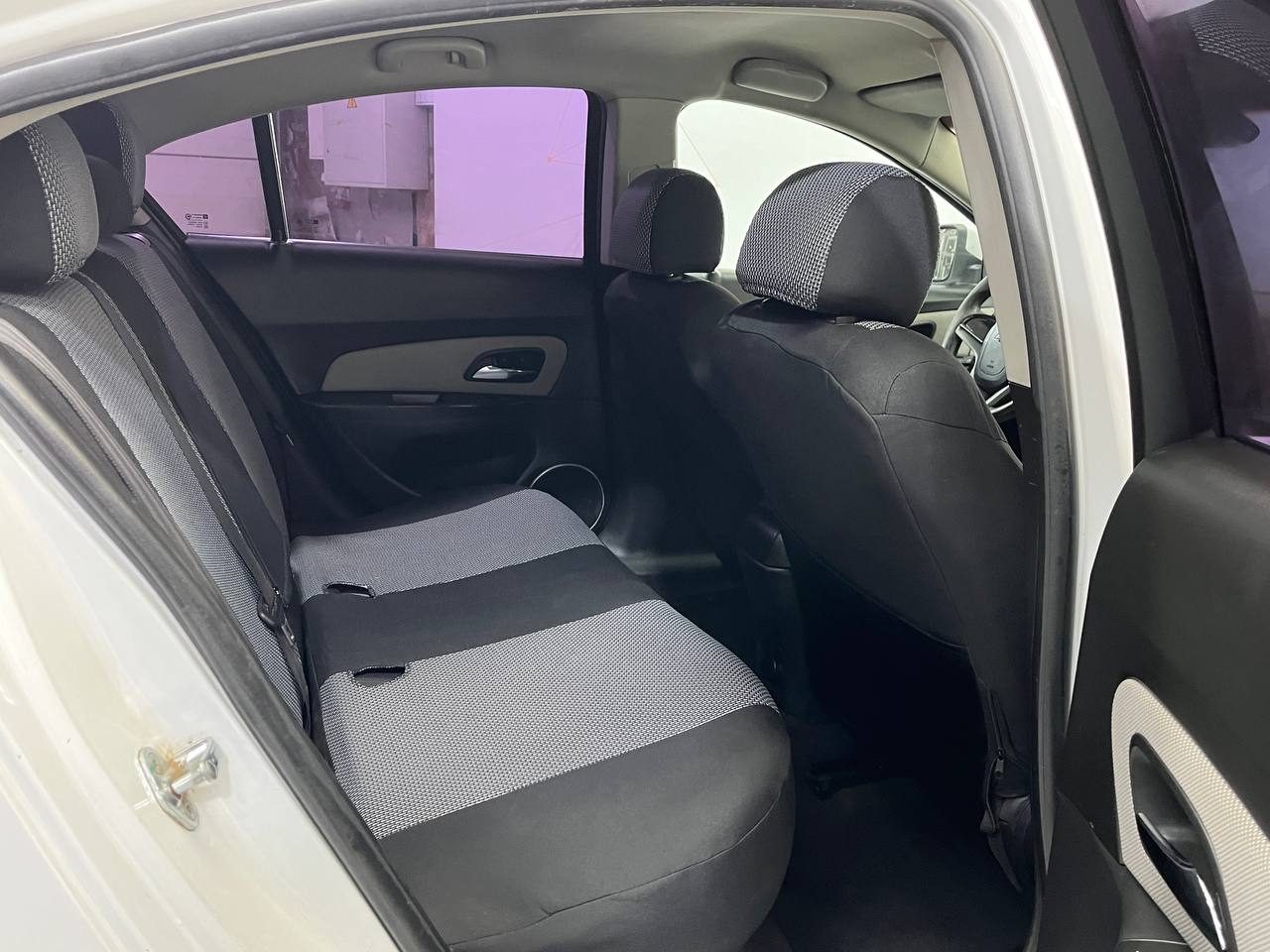 CHEVROLET CRUZE