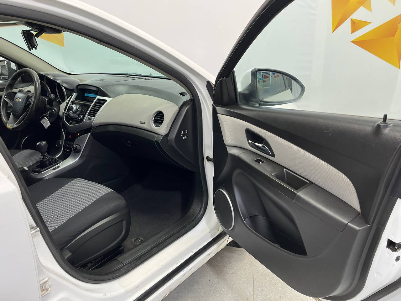 CHEVROLET CRUZE