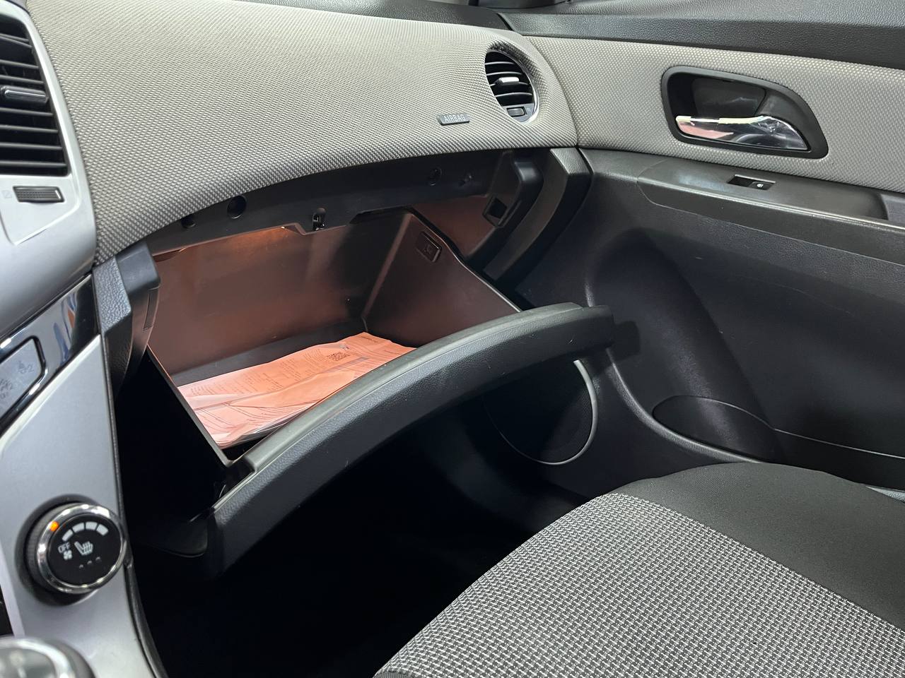 CHEVROLET CRUZE