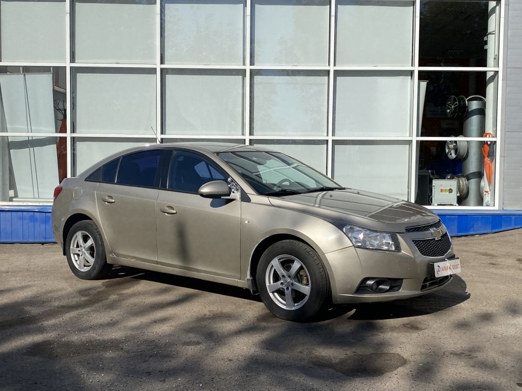 CHEVROLET CRUZE