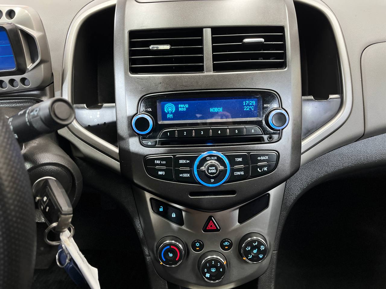 CHEVROLET AVEO