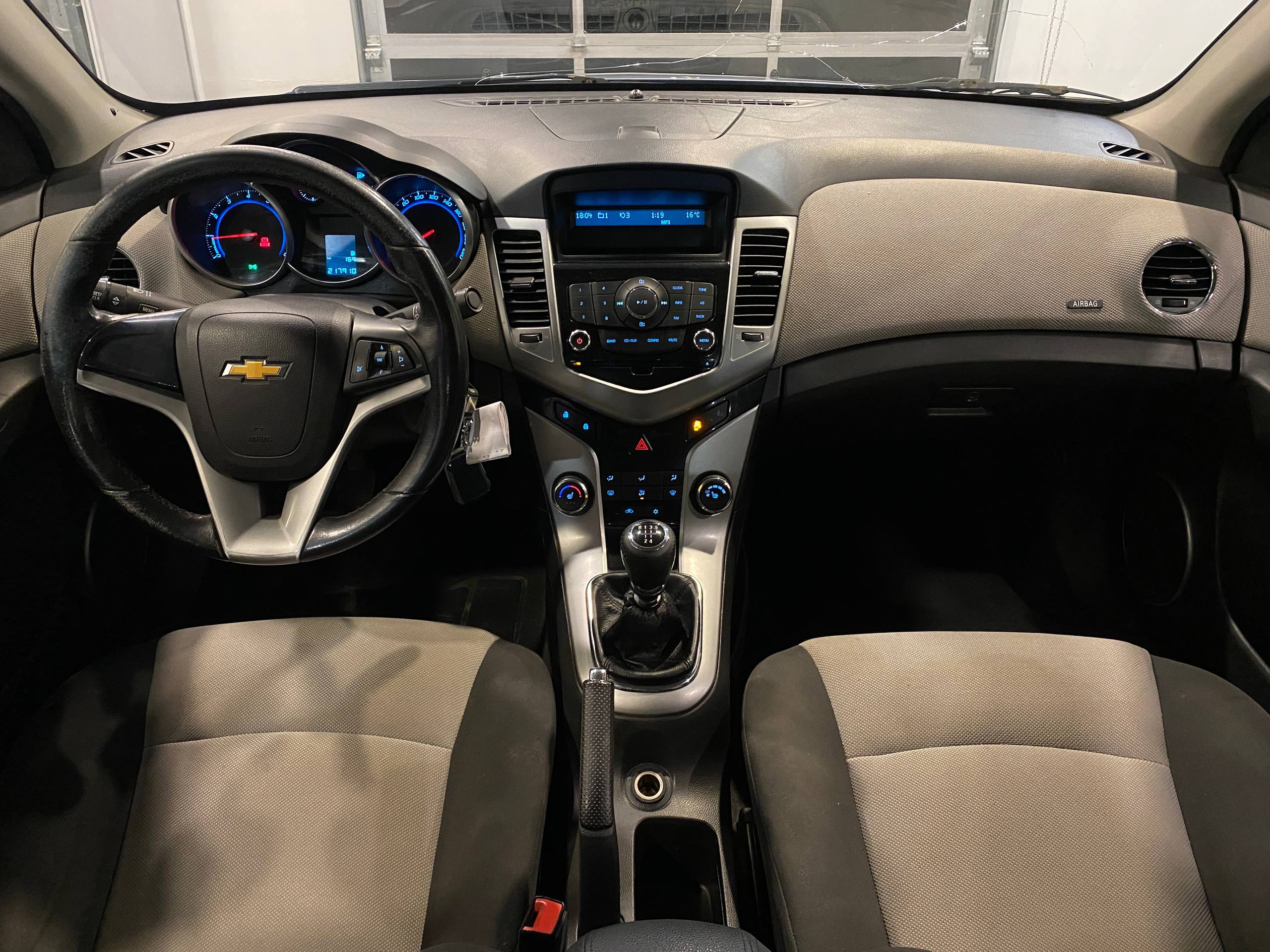CHEVROLET CRUZE