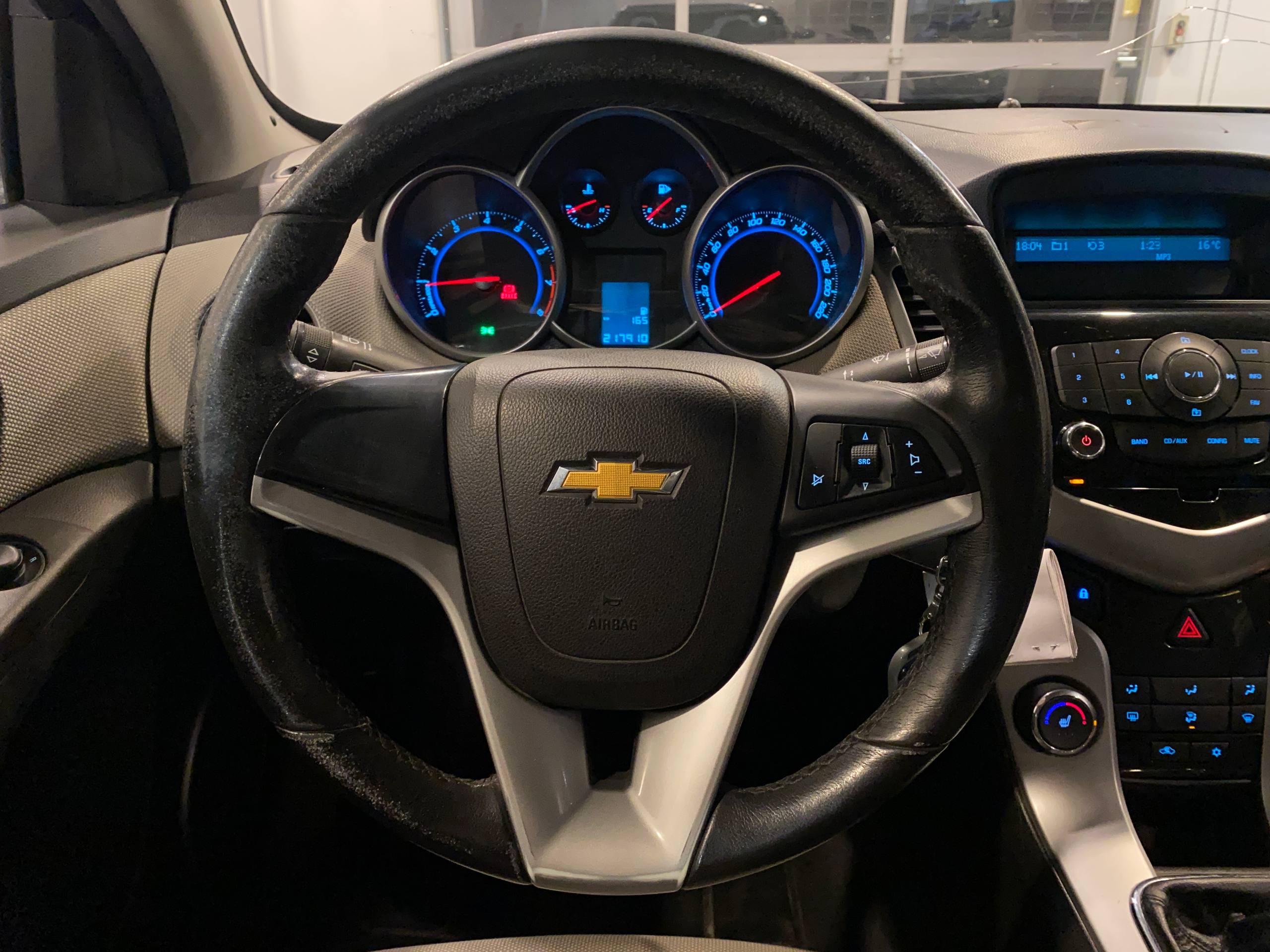 CHEVROLET CRUZE