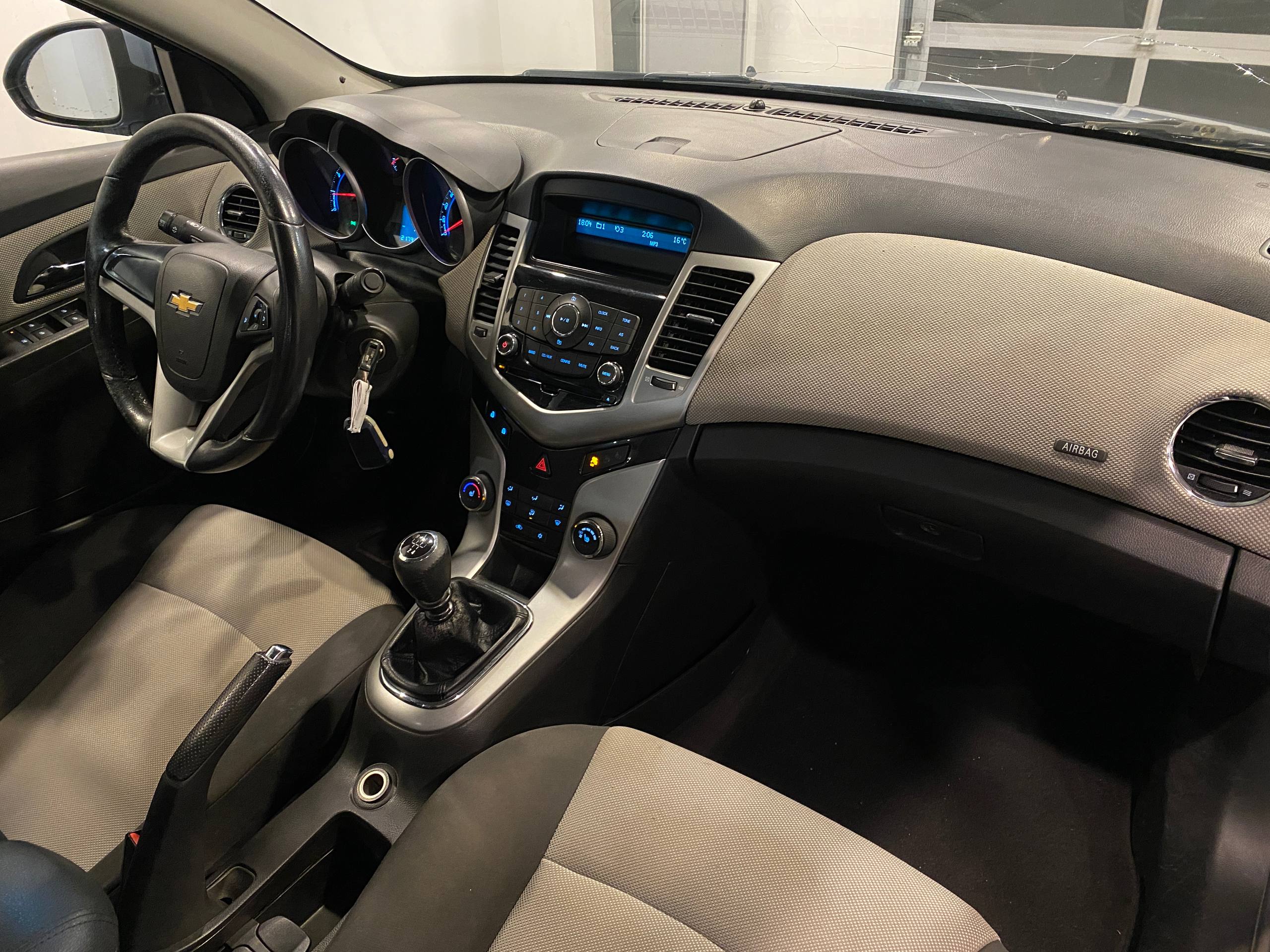 CHEVROLET CRUZE
