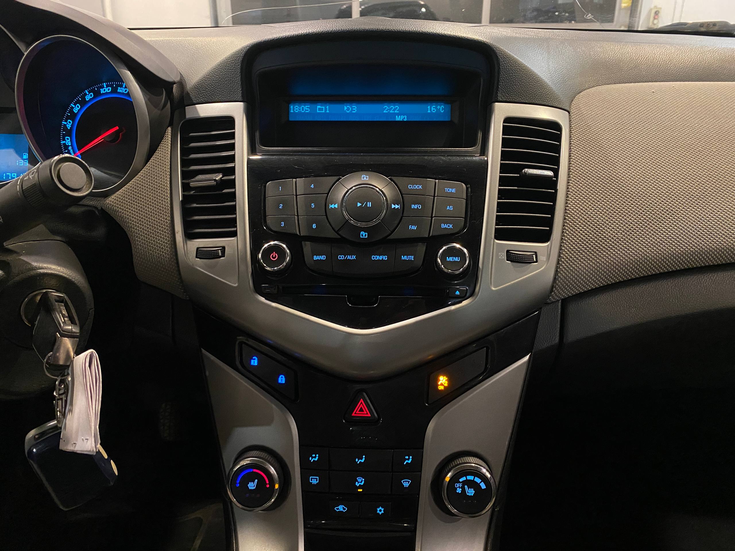 CHEVROLET CRUZE