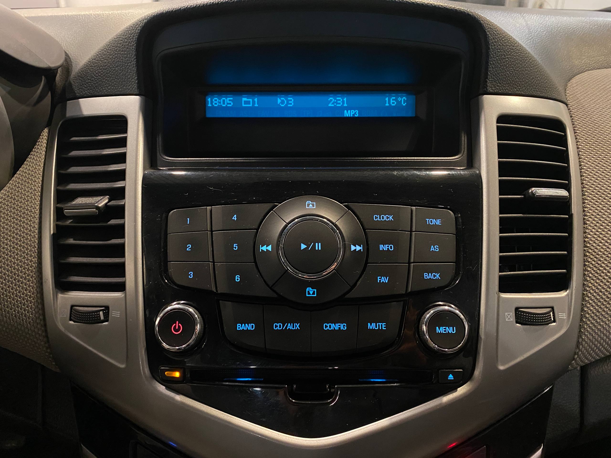CHEVROLET CRUZE