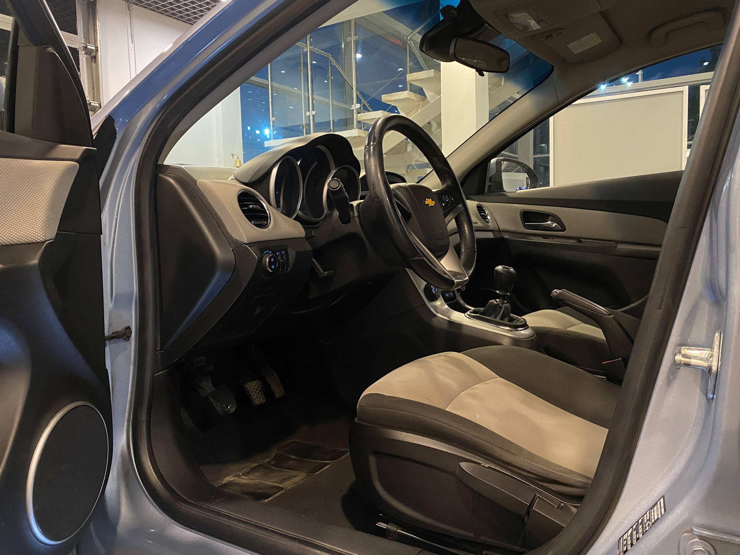 CHEVROLET CRUZE