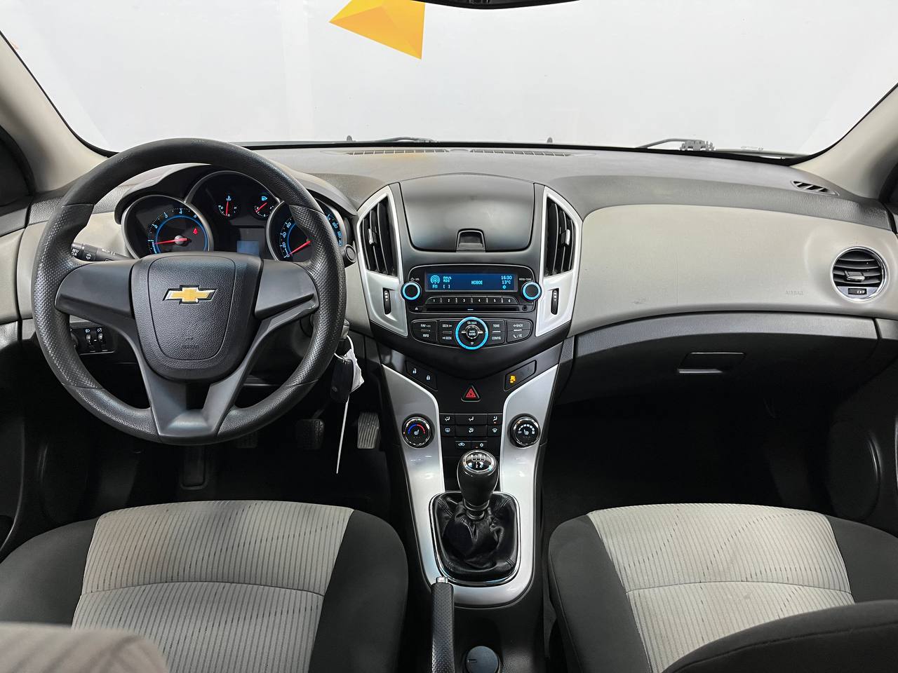 CHEVROLET CRUZE