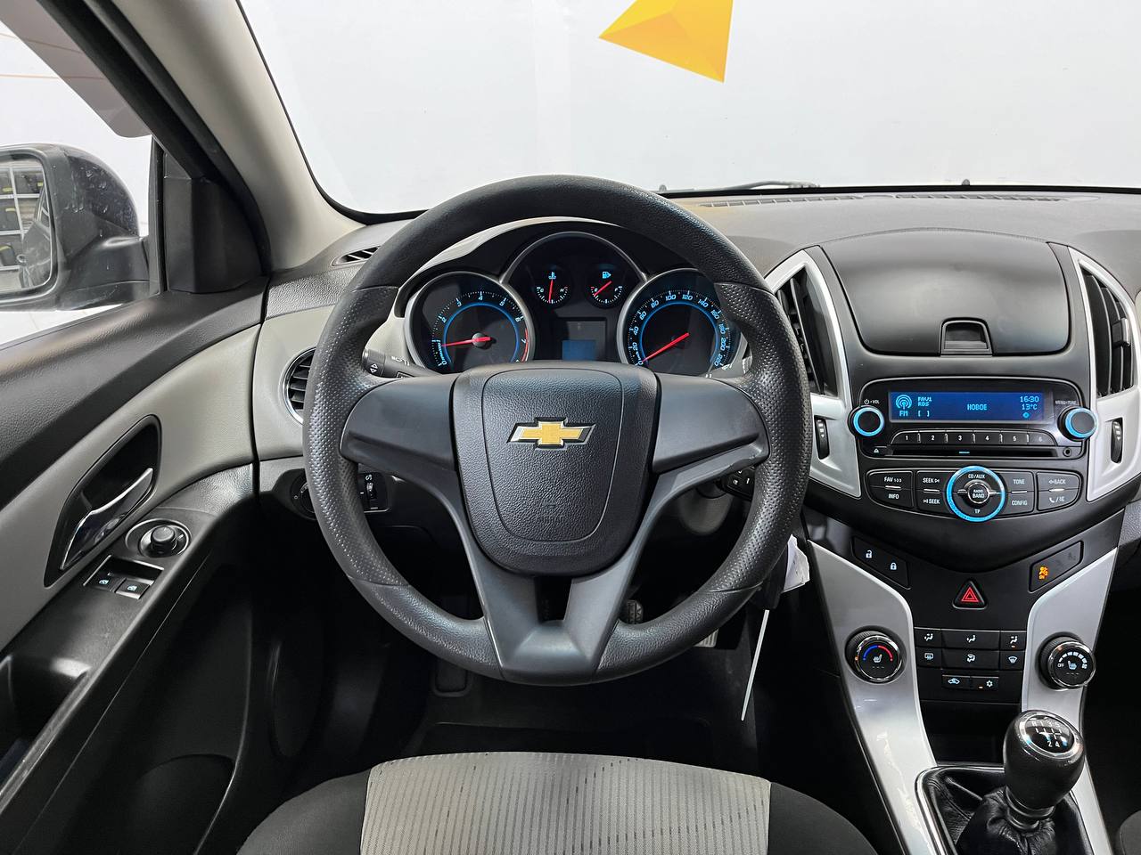 CHEVROLET CRUZE