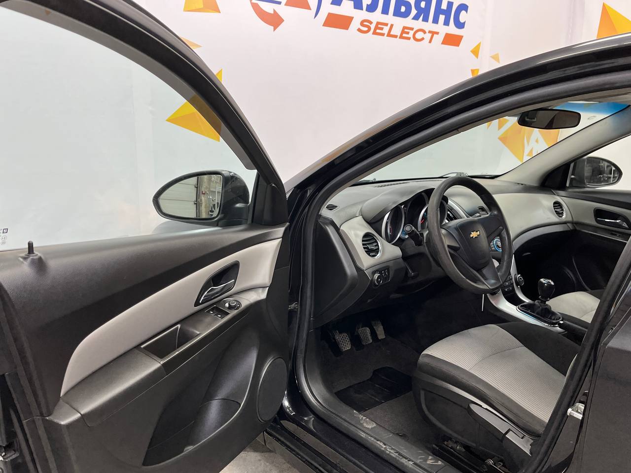 CHEVROLET CRUZE