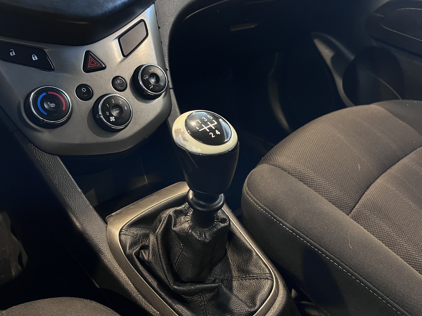 CHEVROLET AVEO