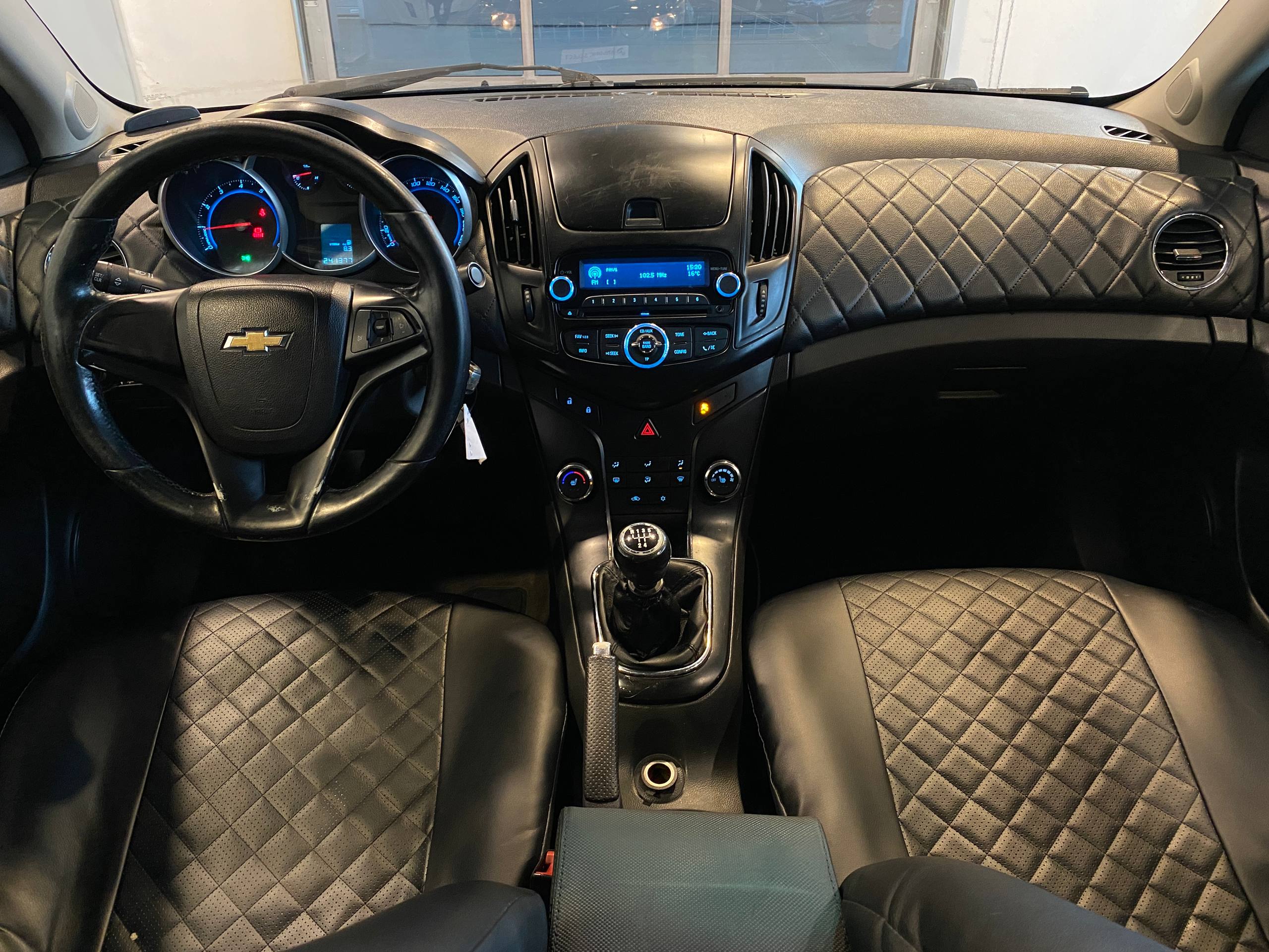 CHEVROLET CRUZE