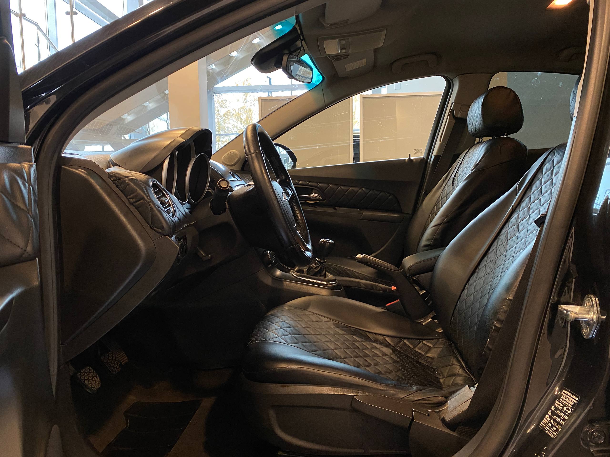CHEVROLET CRUZE