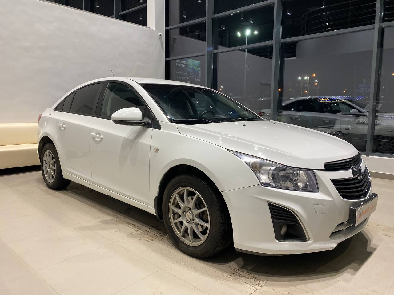 CHEVROLET CRUZE