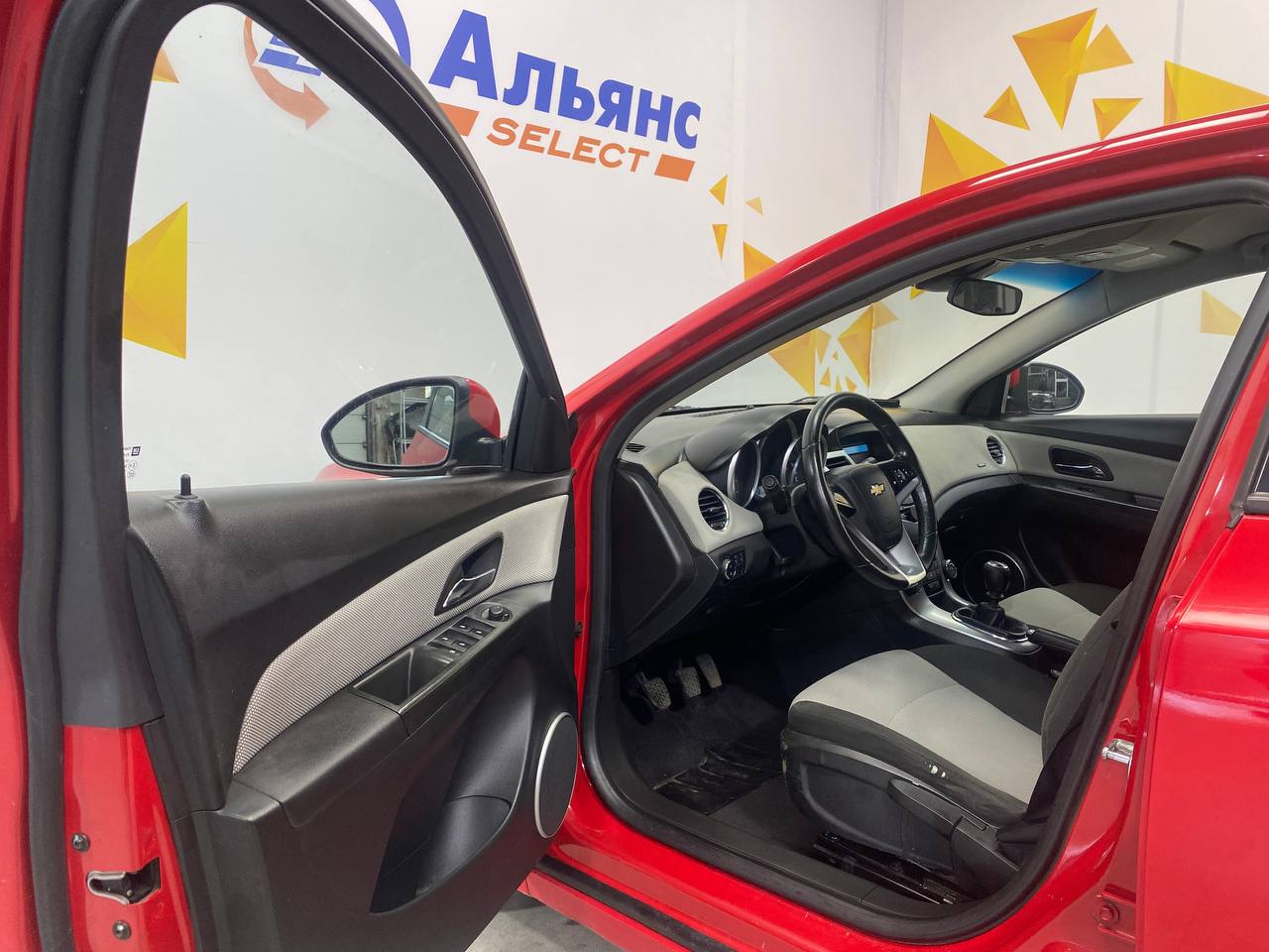 CHEVROLET CRUZE