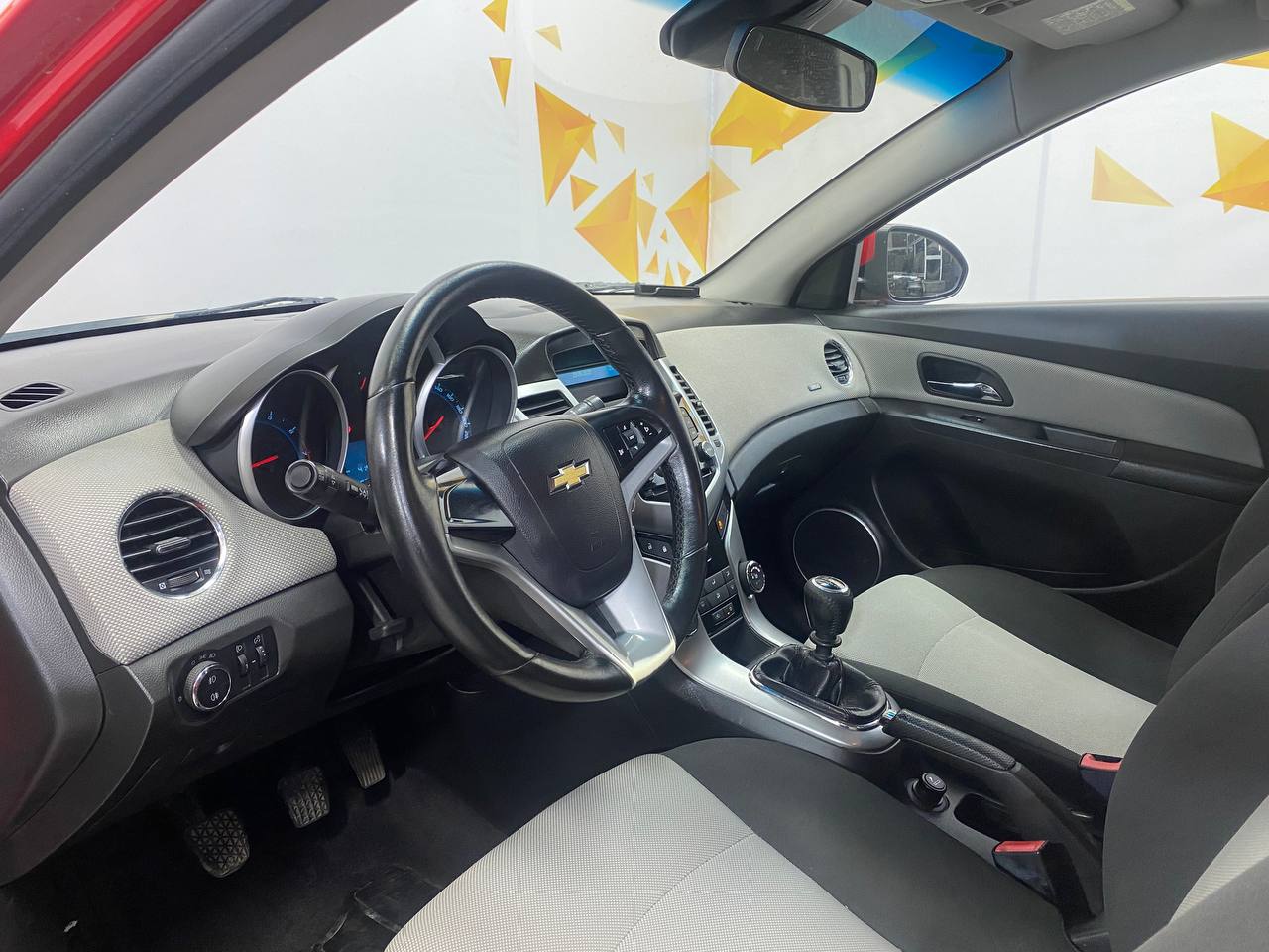 CHEVROLET CRUZE