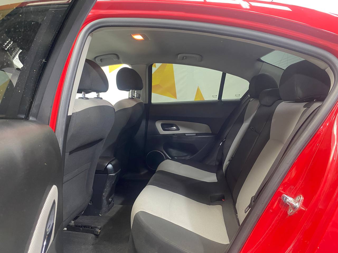 CHEVROLET CRUZE