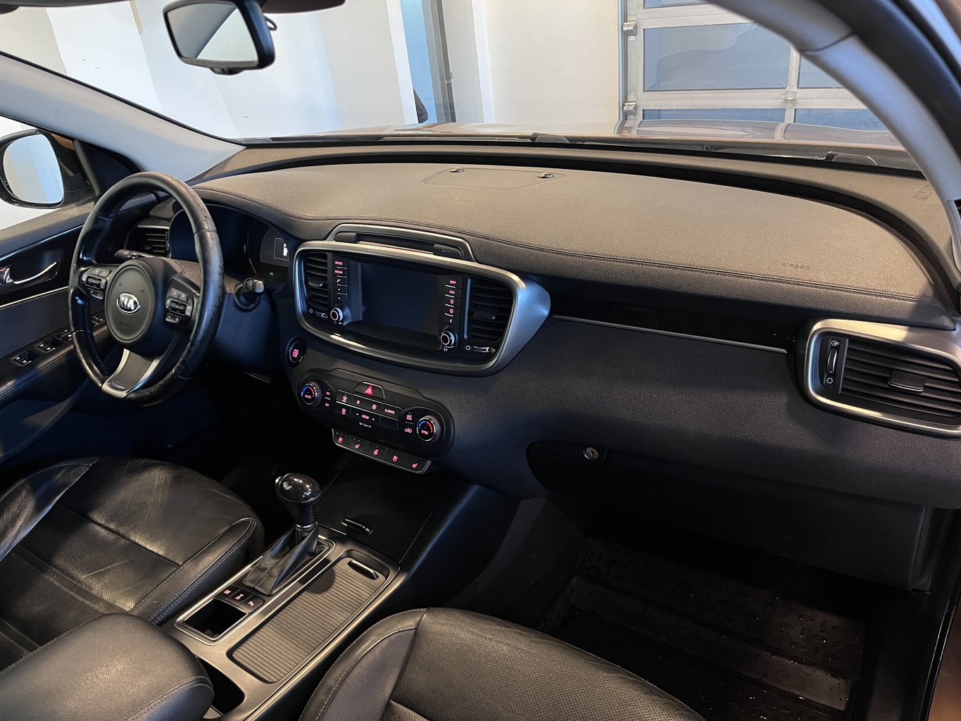 KIA SORENTO