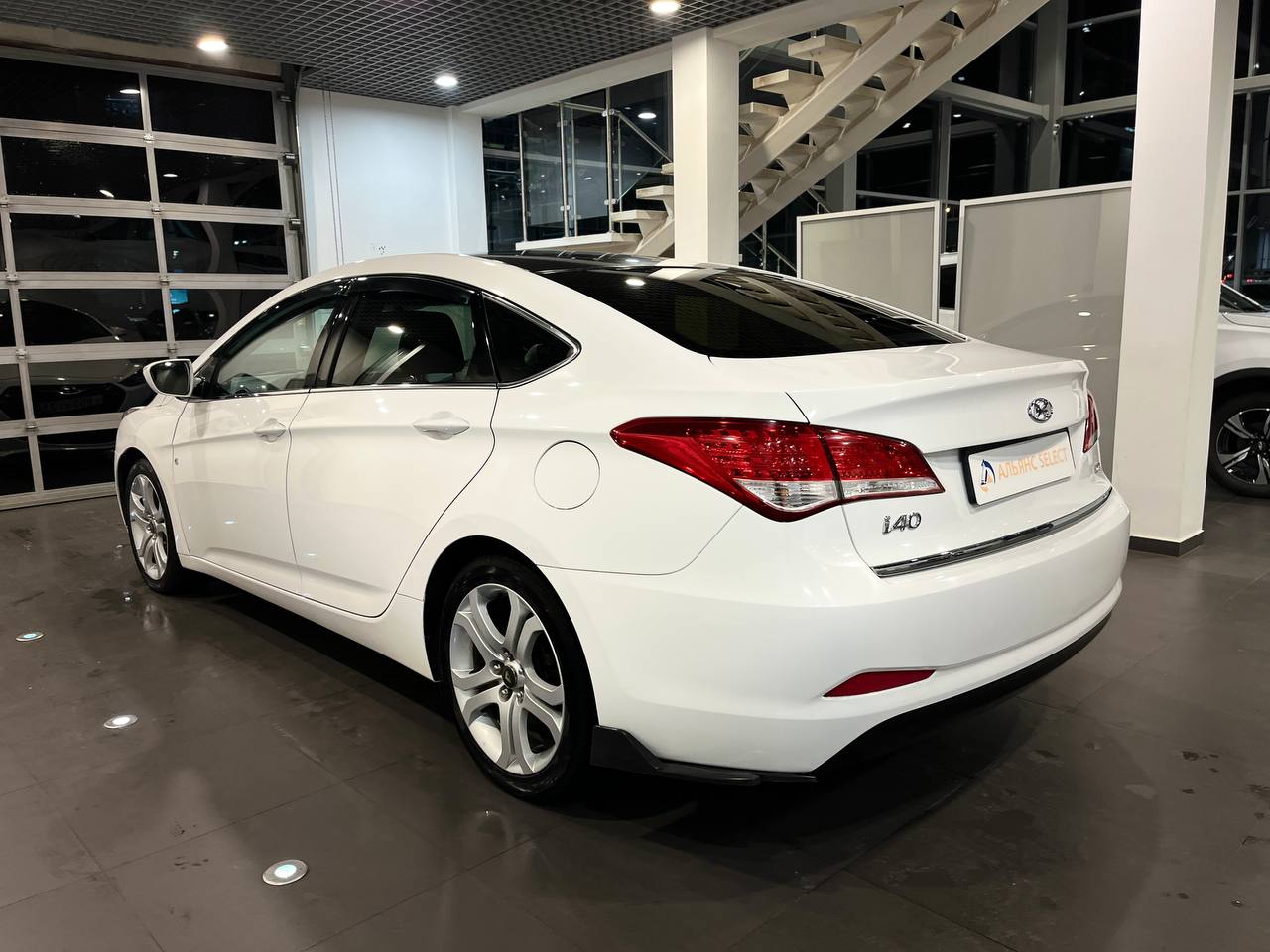 HYUNDAI I40