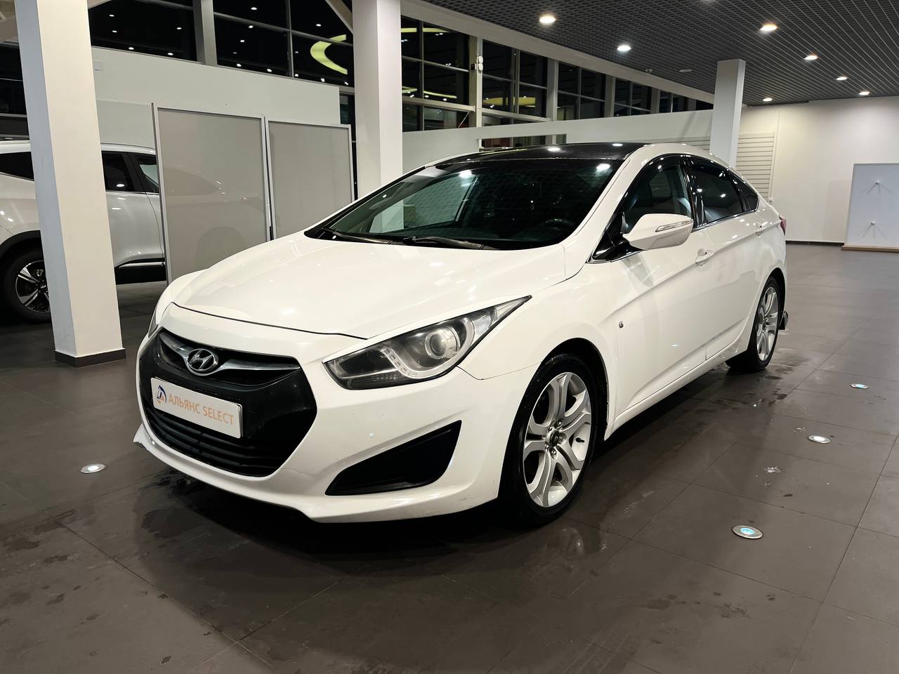 HYUNDAI I40