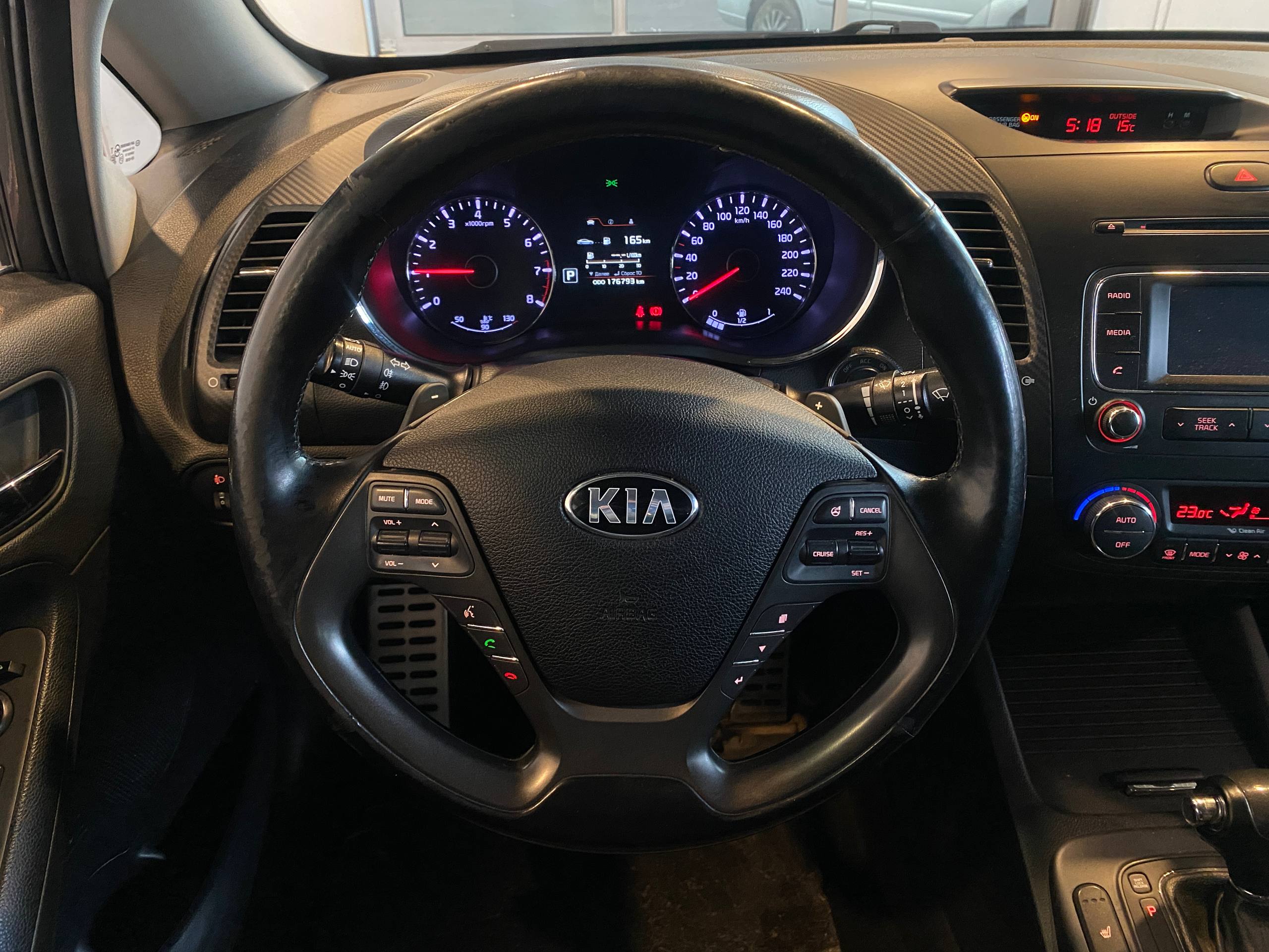 KIA CERATO
