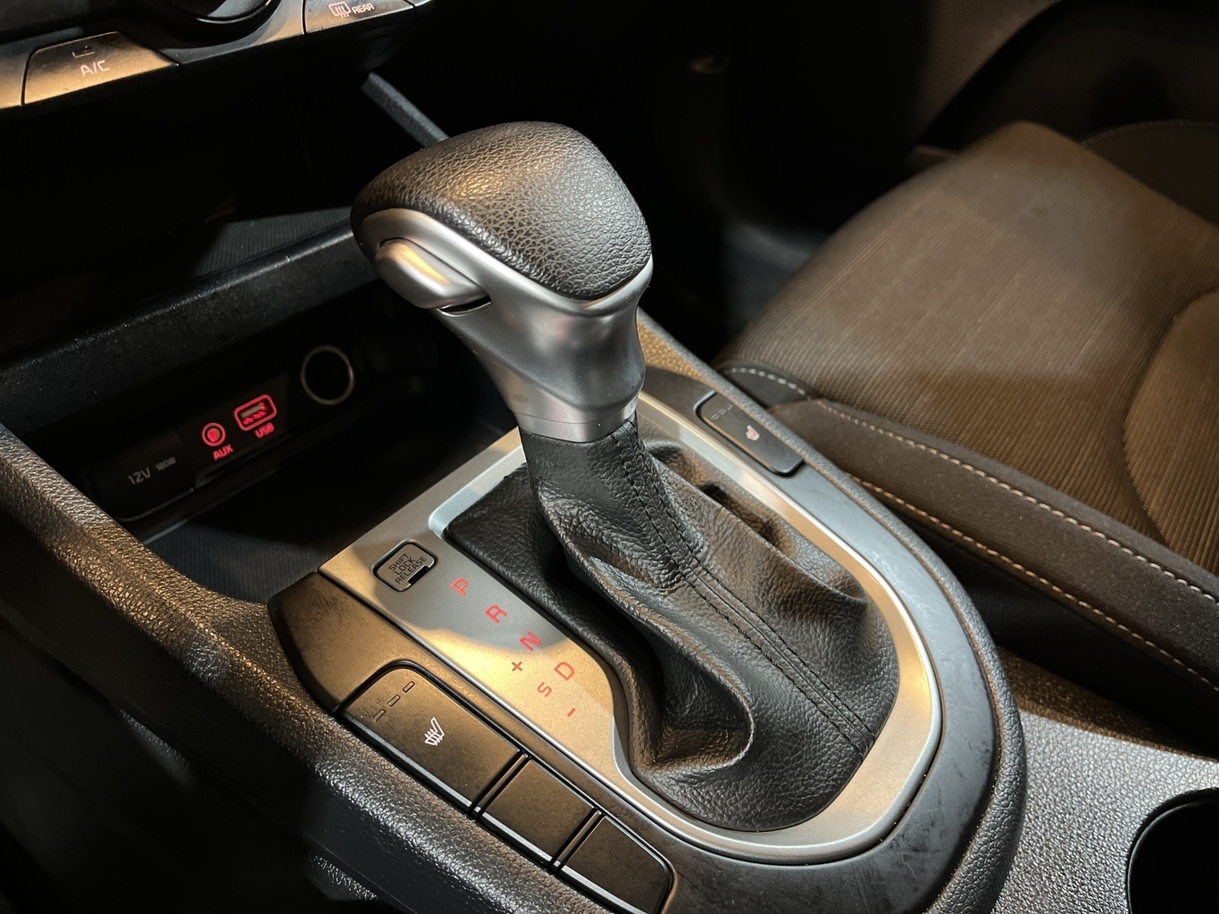 KIA CERATO