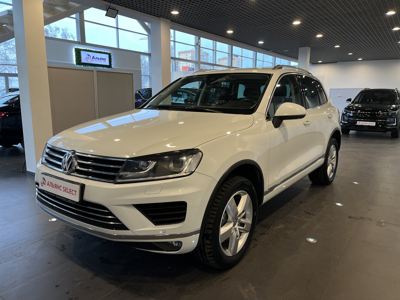 VOLKSWAGEN TOUAREG