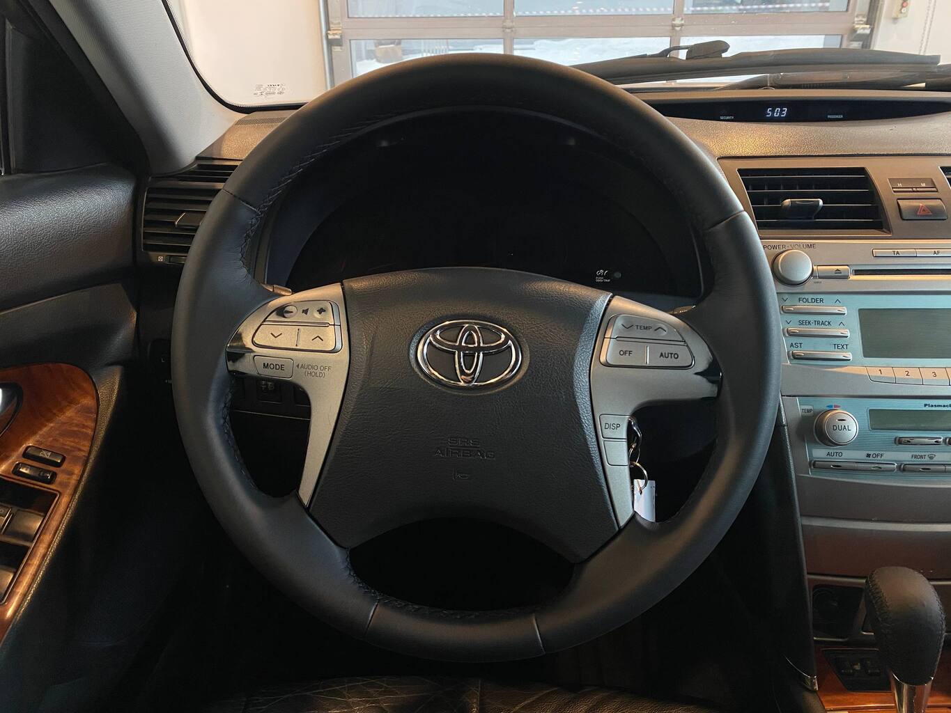 TOYOTA CAMRY
