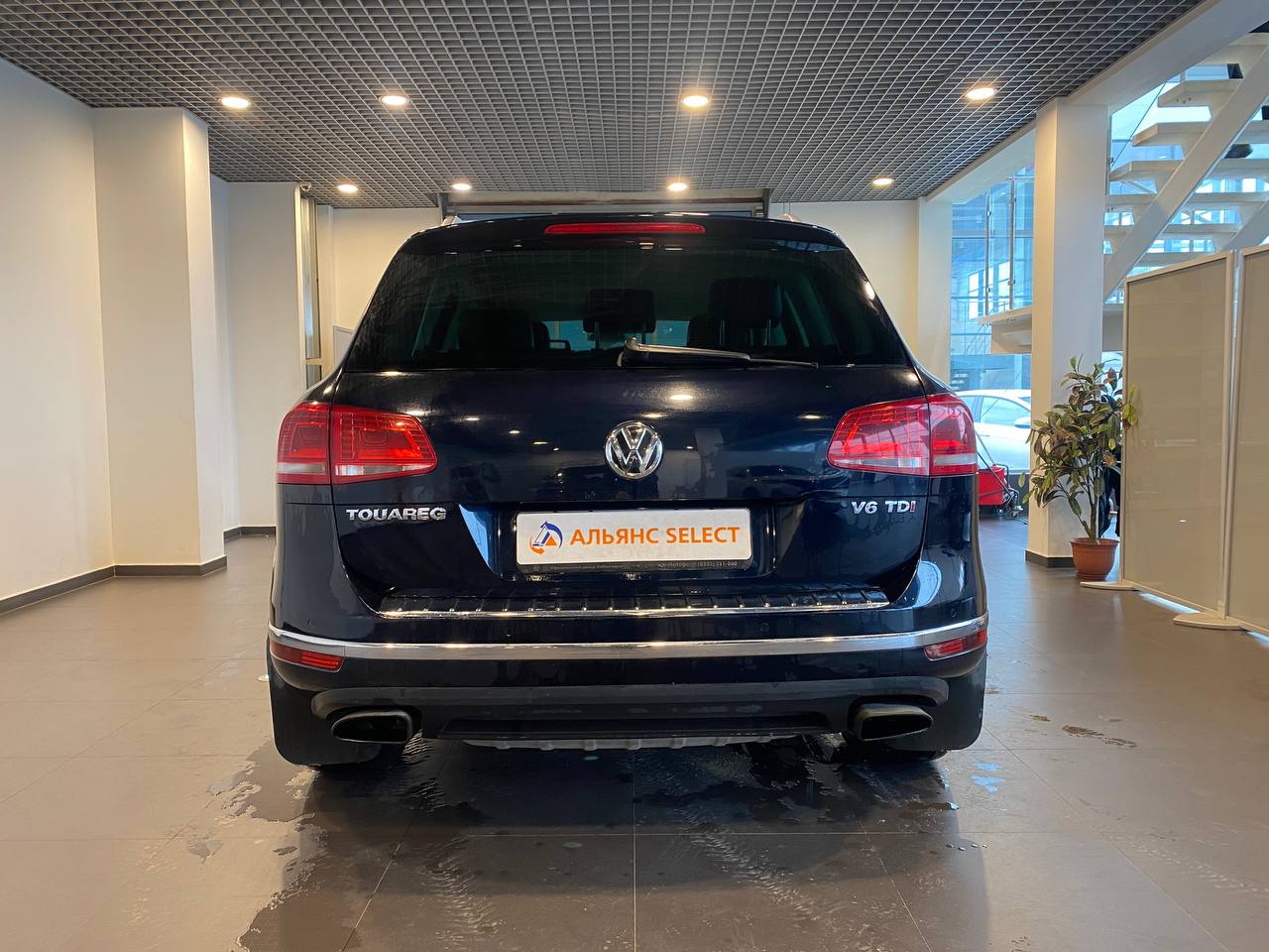 VOLKSWAGEN TOUAREG