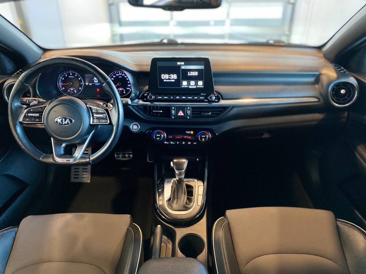 KIA CERATO