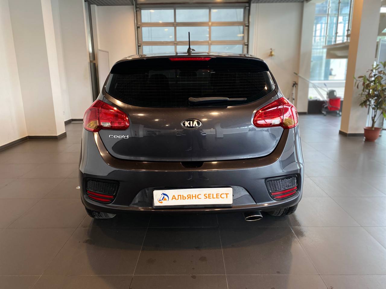 KIA CEED