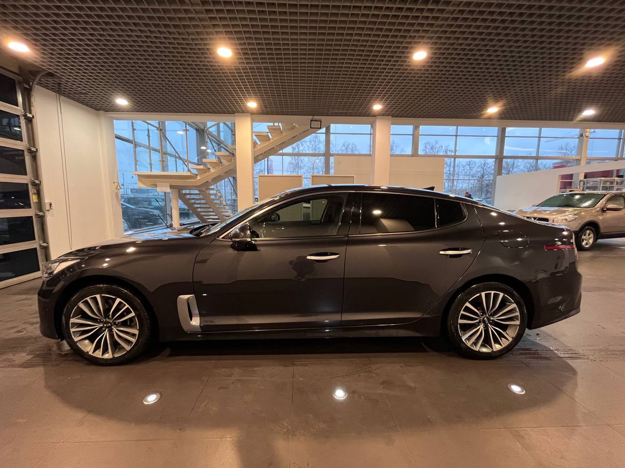 KIA STINGER